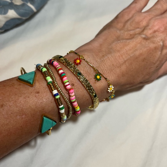 Victoria Emerson Colorful Beaded and Gold Bracelet Collection - Picture 7 of 9